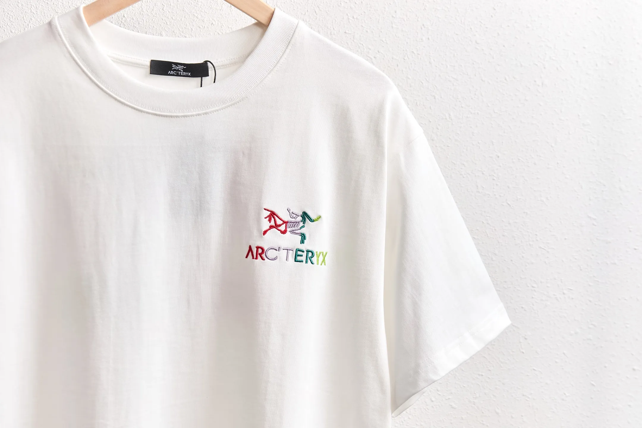 TM ： 32 ： Hot Sale os ：White Size：S M L XL